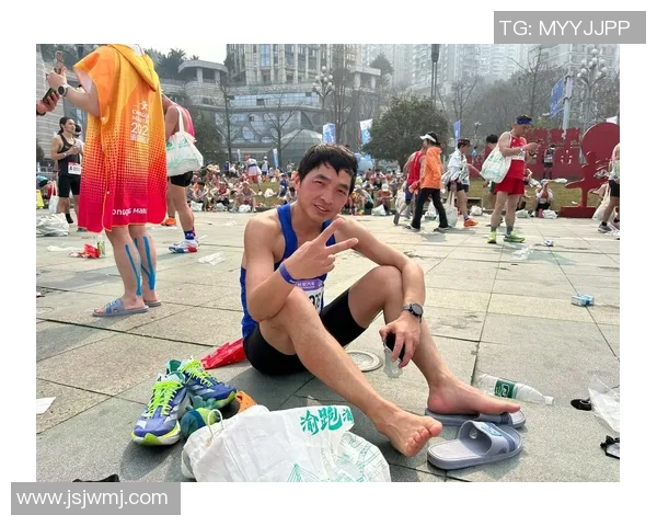 重庆滑板队在城市马拉松中的耐力挑战与精彩表现分析